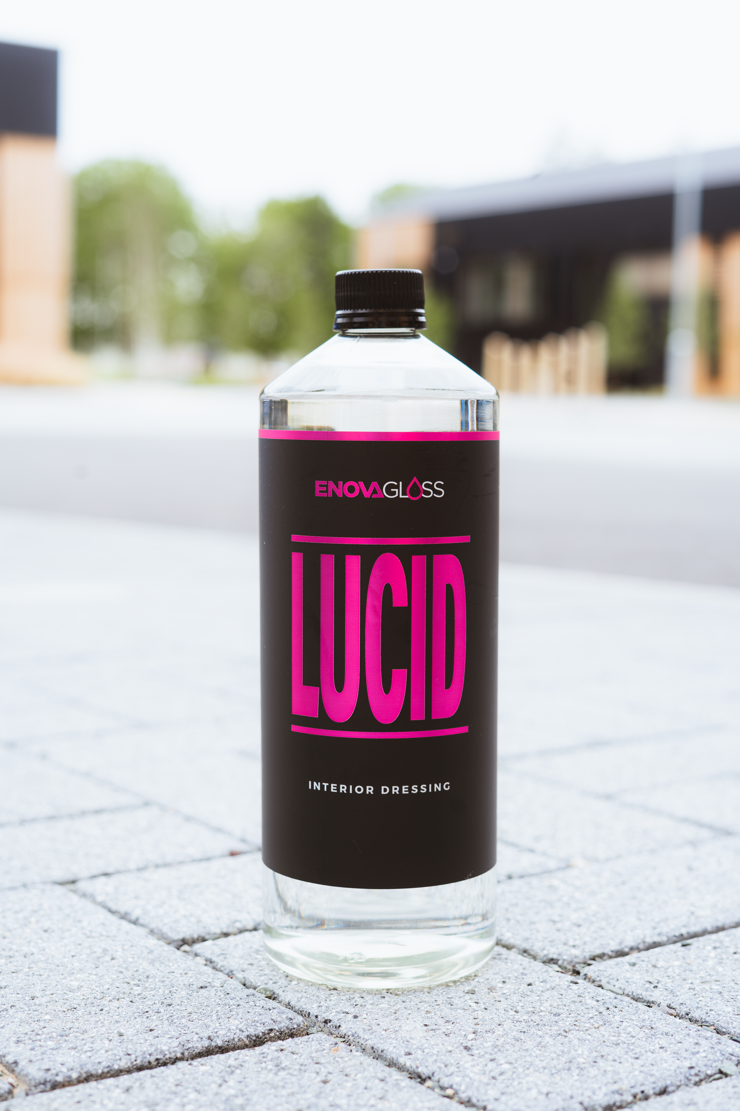 Lucid - Interior Dressing