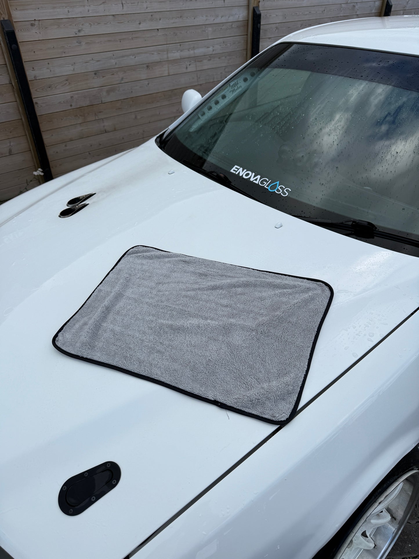 Medium Drying Towel 60x40cm