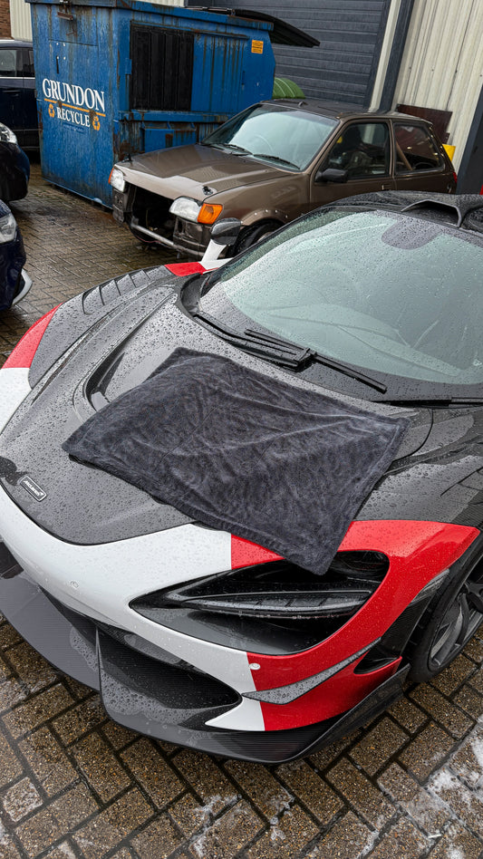 Large 1300gsm Drying Towel - 60x90cm