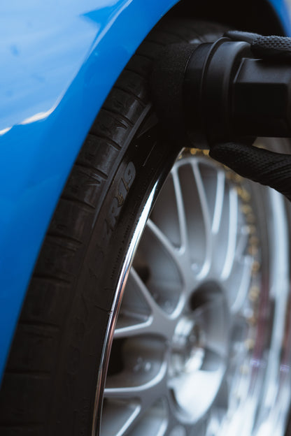 Tyre shine foam applicator